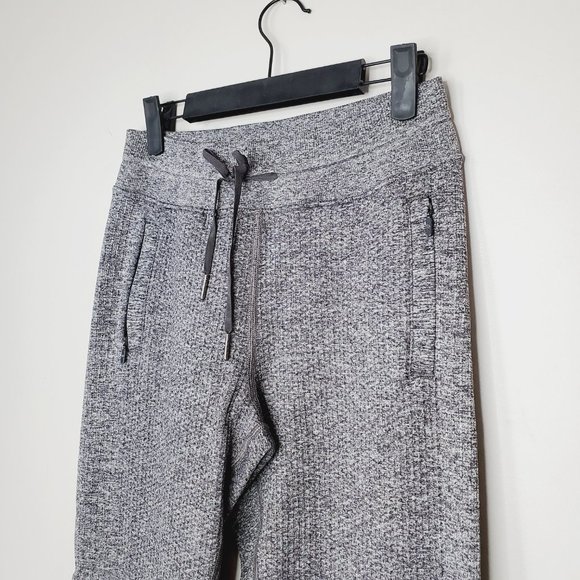 Lululemon Relaxed Fit Jogger Engineered Warmth Yoga Athletic Lounge Grey 4 - Picture 4 of 11